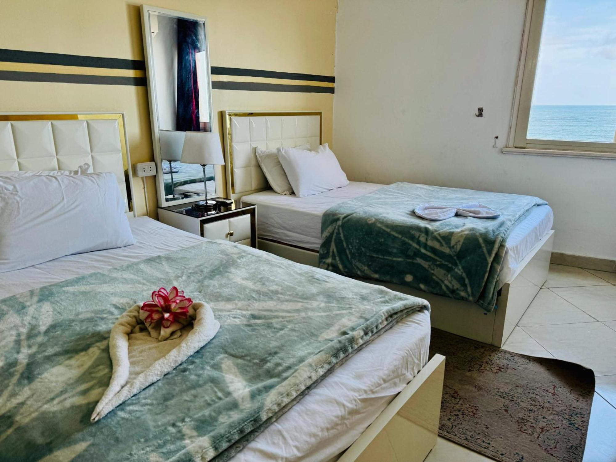 Alexandria Luxury Apartments Sporting Direct Sea View Exterior photo
